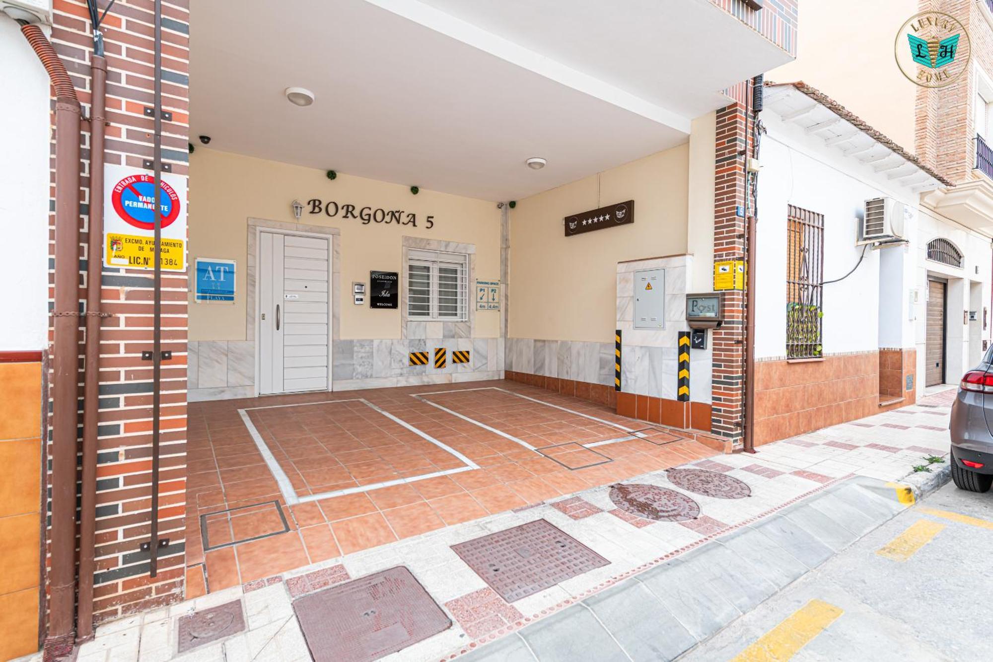 Luxury Poseidon Apartahotel Málaga